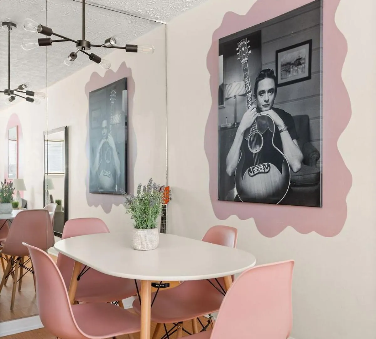 Apartament The Johnny And Dolly Historic Hideaway, Music Row Nashville 0*,  Stany Zjednoczone Ameryki